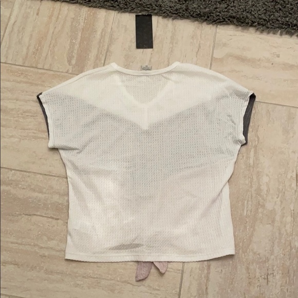 Paper crane tri colored blouse. Size Xs - Picture 4 of 4